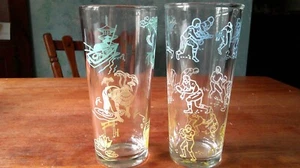 Vintage 1950's Football Players & Asian Theme Drinking Glass Tumbler - Picture 1 of 5