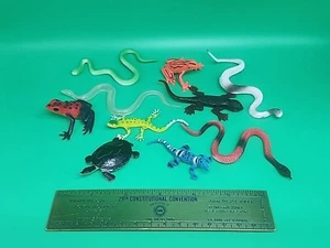 Reptile Amphibian Toy Figure Lot Frog Toad Salamander Lizard Gecko Snake Turtle - Picture 1 of 21