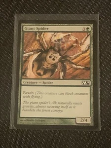 Magic the Gathering 2011 Giant Spider - Picture 1 of 2