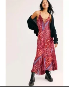 Free People Maxi Abito Rubino Grande Bianco Opera d'Arte Da Indossare Stravagante Cottagecore - Foto 1 di 17