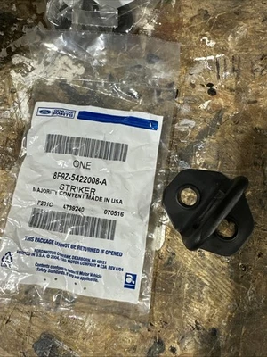 OEM NEW 2005-2008 Ford TAURUS & FREESTYLE Front Door Striker Latch Lock GENUINE - Image 1 of 4