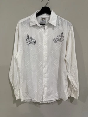 Camisa Indigo 30 Para Hombre Mediana Abotonada Tribal Calavera Bordada Única Informal Foto 1 de 4