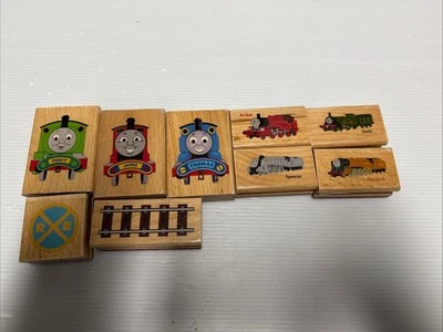 Lote de SELLOS DE GOMA de personajes de dibujos animados de Thomas & Friends Foto 1 de 4