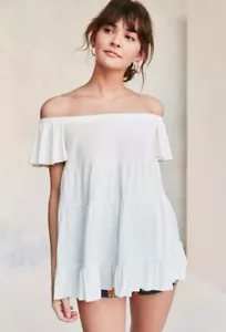 Kimchi Blue Urban Outfitters Size Medium White Babydoll Top - Picture 1 of 8
