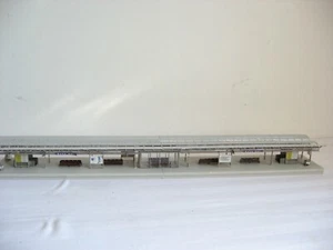 KE63* FALLER H0 Moderner Bahnsteig ''Bonn'' gebaut - Bild 1 von 4