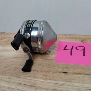 VINTAGE ZEBCO 33 GOLD LETTERS REEL  - Picture 1 of 8