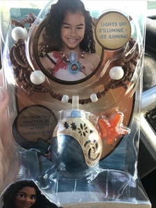 Disney Moana 2 Moana's Light-Up Shell Necklace With Sea Star Brand NEW - Picture 1 of 5