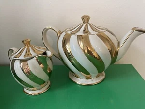 Vintage Sadler teapot tea pot And Jug gold & cream swirl carousel 2 pint 1552 - Picture 1 of 12