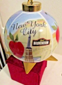 Li Bien Ornament Global Collection New York with Box Christmas Holiday NEW - Picture 1 of 7