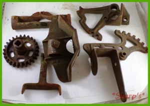 John Deere Corn Planter Potato Planter Corn Picker Grain Drill NOS Parts * USA! - Picture 1 of 12