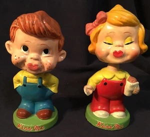 2 Vintage Boy & Girl Kiss Me Bobbleheads Japanese Good Condition - Picture 1 of 11