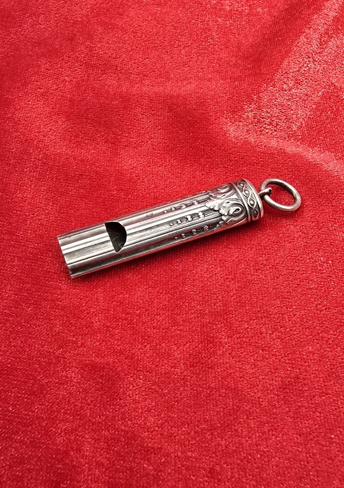 SIFFLET ANCIEN ARGENT MASSIF ANTIQUE WHISTLE STERLING SILVER - Photo 1/4