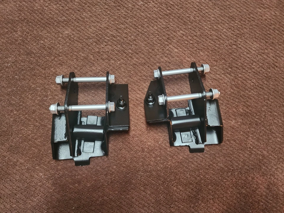 Mustang Cougar 289 302 351 1966 1970 cuadro soportes laterales motor Ford Original 69 Foto 1 de 4