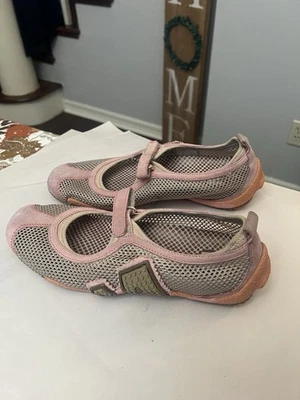 Merrell Shoes Cream Pink Size 8.5 Suede Leather Circuit MJ Slip On Mary Jane 39 - Image 1 of 4