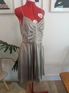 Banana Republic prendisole con spalline spaghetti seta beige marrone marrone taglia 10 - Foto 1 di 5