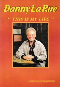 Danny La Rue This Is My Life, A4 Picture Souvenir Broschüre, Ende der 1980er Jahre - Bild 1 von 3