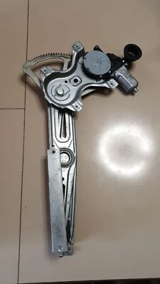 alzacristallo ant dx completo di motorino toyota yaris 2006-2010 973582-100 - Изображение 1 из 3