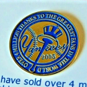 2005 4 million fans NY New York Yankees pin SGA MLB Yankee Stadium c38299 - Picture 1 of 10