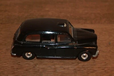 Corgi Toys London Taxi  Austin schwarz Innenausstattung hell braun. - Bild 1 von 3