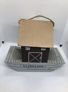 Noah's Ark Hanging Wooden Birdhouse Nest Yard Patio Lawn Outdoor Garden Decor - Picture 1 of 4