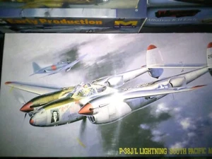 Hasegawa P-38 J/L Pacific Aces Excellent Condition Sealed Parts. - Picture 1 of 2