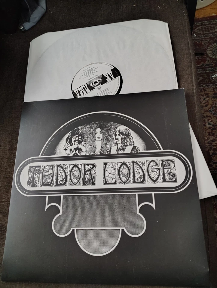 TUDOR LODGE s/t LP AKARMA Psych Folk Rock Reissue 6-Panel Foldout Cover Foto 1 de 1