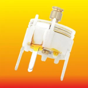 (5.5-65) pF LOT OF 2 PHILIPS FILM DIELECTRIC FOIL VARIABLE TRIMMER CAPACITORS - Picture 1 of 3