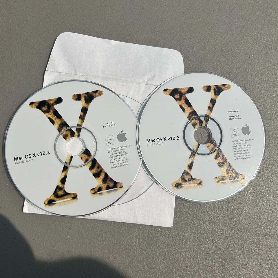 Apple Mac OS X v10.2 Jaguar Install Discs 1 & 2 Macintosh Operating System 2002 - Image 1 of 1
