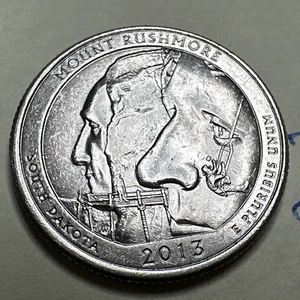 2013 P Washington quarter ATB South Dakota, Mount Rushmore 25C 7899N - Picture 1 of 3