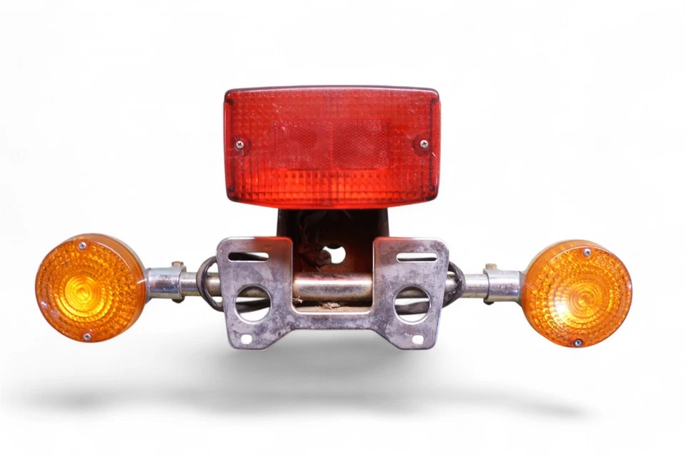 Luz trasera Honda Cb900c Cb 900c Cb350 Cb 350 Cb450 Cb 450 Cb750 Cb 750 H369 *AH31 Foto 1 de 4