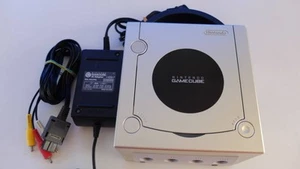 Nintendo Gamecube Starlight Gold DOL-101 w/ Power Cord & AV Cable Japan - Picture 1 of 6