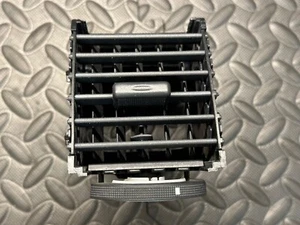 2003-2009 2005 2007 Toyota 4Runner LEFT Dash Vent Louver Assembly 55650-35070 - Picture 1 of 7