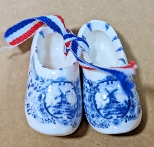 Miniatura Holanda Holandesa Delft Azul/Blanco Molino de Viento Zapatos Zuecos Adorno De Colección - Imagen 1 de 8