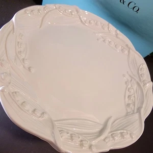 TIFFANY & CO. LILY OF THE VALLEY PEDESTAL CAKE STAND W/ BOX – MADE IN ITALY - Picture 1 of 5