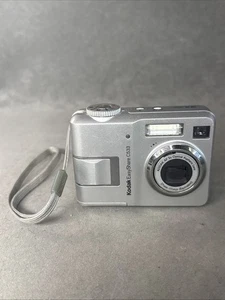 Kodak EasyShare C533 5.0MP Digital Camera - Silver FOR PARTS OR REPAIR - Picture 1 of 16