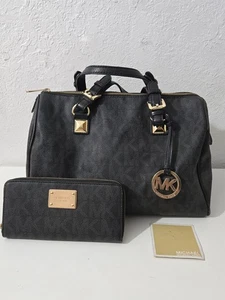 Michael Kors Grayson Saffiano Leder Signature Monogram Satchel Geldbörse & Portemonnaie  - Bild 1 von 19