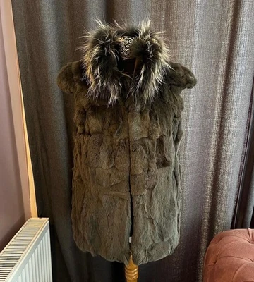 HANDMADE GENUINE FUR VEST - Image 1 of 4