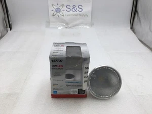 Satco S9434 13 Watt LED Long Neck 40 Degree Flood Lamp PAR30 /LN/FL 1000 Lumens - Picture 1 of 7