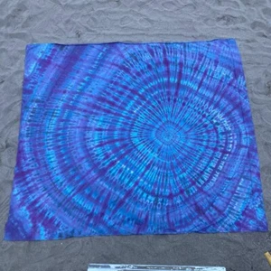Handmade Tie Dye Heart Flat King Size Bed Sheet / Tapestry - Picture 1 of 1