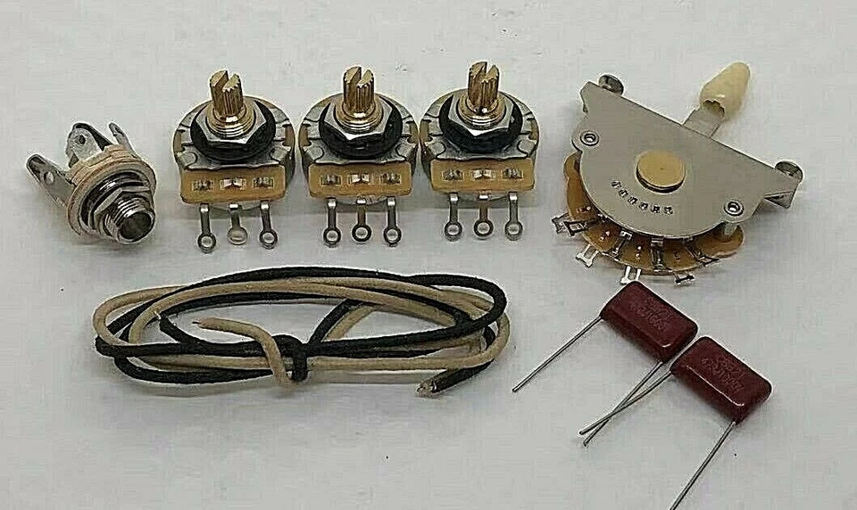 CTS 250 Pot STRATOCASTER Deluxe Wiring Upgrade Kit - Image 1 of 2