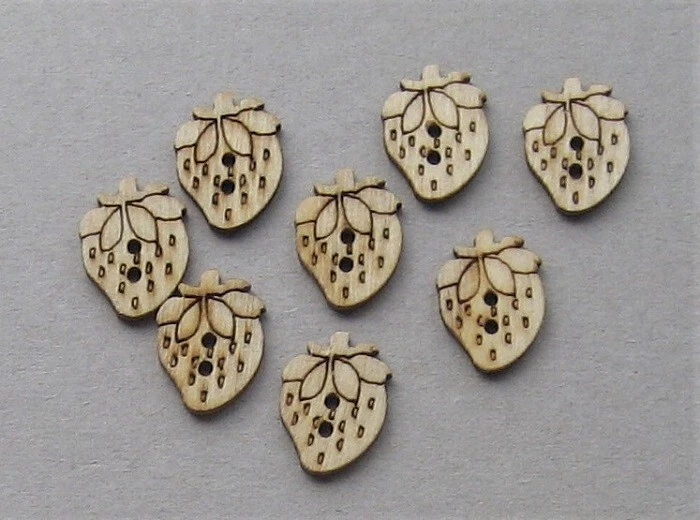 CRAFT-SEWING/KNIT-SCRAPBOOKING 8 x 20x14mm Wooden Strawberries 2 Hole Buttons - Image 1 of 1