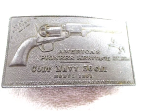 VINTAGE COLT MARINE .36 CAL MUSCHELGEHÄUSE ZINNOPTIK GÜRTELSCHNALLE - Bild 1 von 2