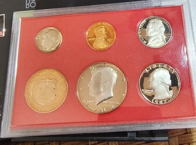 1982 United States Proof Set - Image 1 of 2