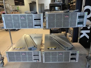 Oracle M12-2 2CPU 512GB 2 x 600GB 3.9Ghz 24-cores (12 cores active)  - Picture 1 of 2