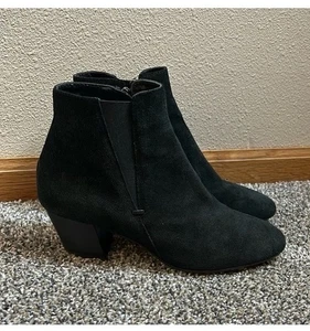 Aquatalia Faylnn Ankle Boot Black Suede Leather Sz 8 Side Zip Waterproof - Picture 1 of 10