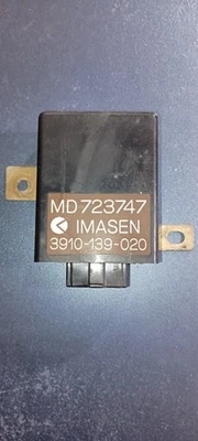 Unidad de control indicador de buje 4x4 rueda libre Mitsubishi Montero Pajero Dodge Raider Foto 1 de 3