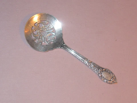 Rendevous ~ Slotted Nut Bon Bon Spoon ~ Community ~ Silver Plate ~ Art Nouveau Cover