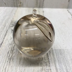 ORIENT AND FLUME ART GLASS APPLE PAPERWEIGHT CLEAR SIGNED 1990 - Picture 1 of 9