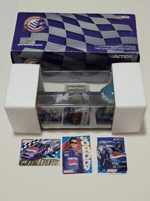 Jeff Gordon #24 Pepsi 1:32 Action Car conjunto de capacete 1:4 1999 edição limitada NC4252 - Imagem 1 de 4