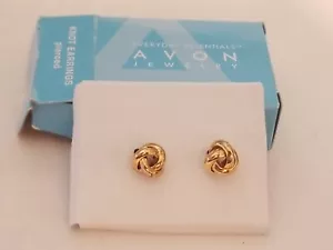 Vintage Avon Twisted Rope Double Knot Gold Tone Pierced Stud Earrings - Picture 1 of 7